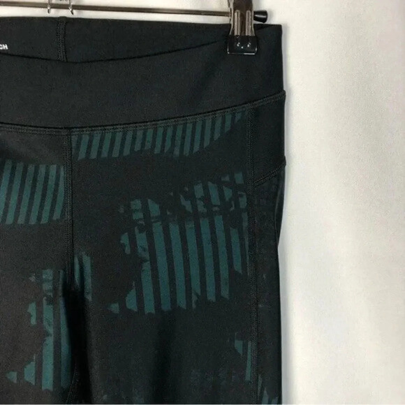 Under Armour Black & Teal Blue HG HeatGear Printed Athletic Leggings S - Picture 3 of 3